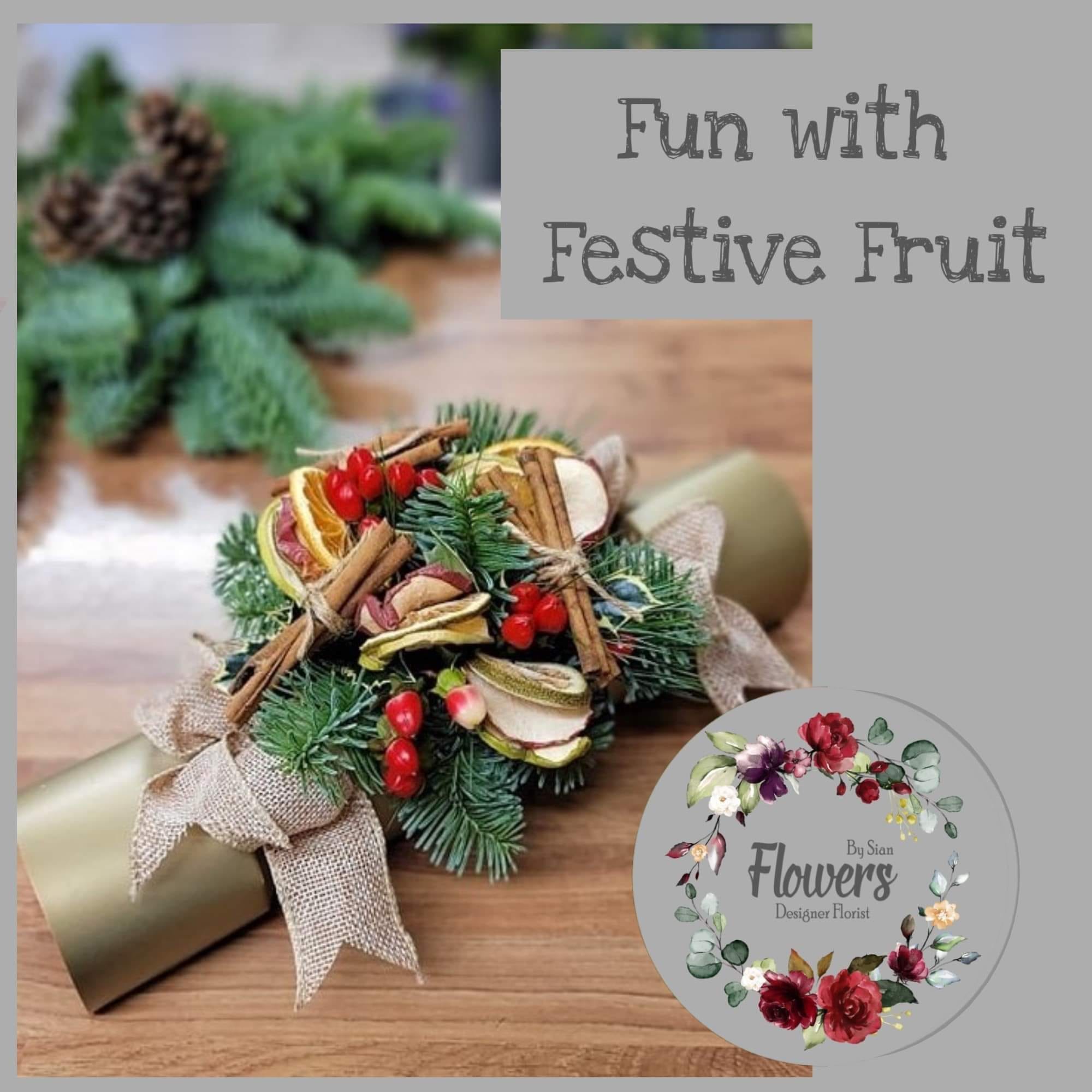 Read more about the article Scented Christmas cracker table decoration